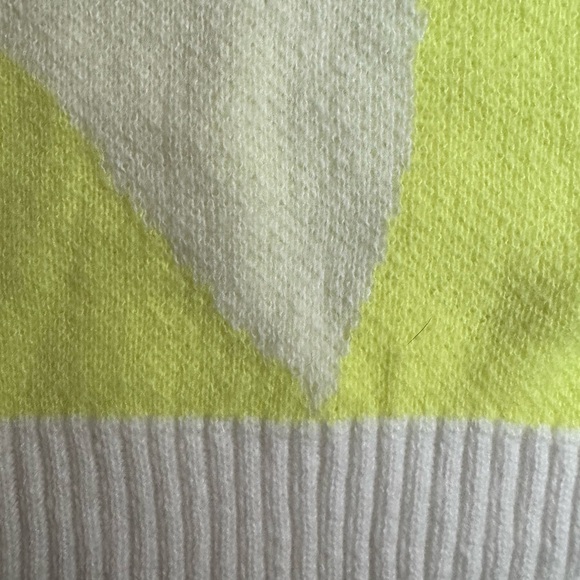NWT Davi & Dani Neon Lime and White Sweater Oversized Sweater Size M - Picture 10 of 14